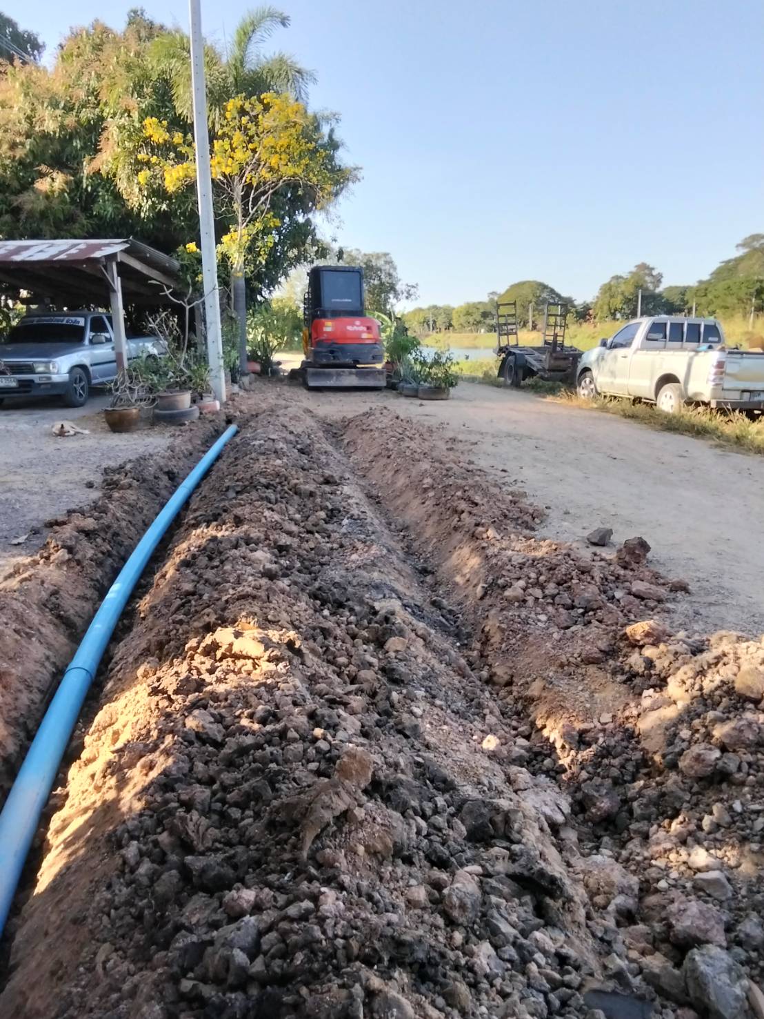 เช่ารถแม็คโคร สุพรรณบุรี เช่ารถแม็คโคร สุพรรณบุรี